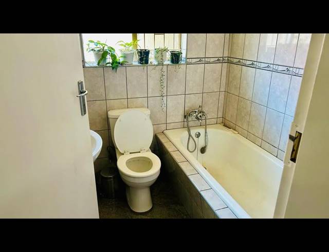 3 BEDROOM PROPERTY TO RENT IN VANDERBIJLPARK SE 2